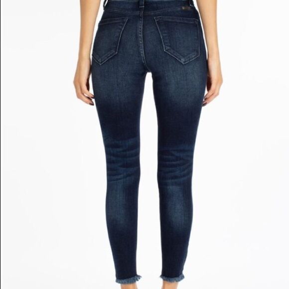 Kan Can High Rise Distressed Ankle Skinny NWT - Picture 3 of 4